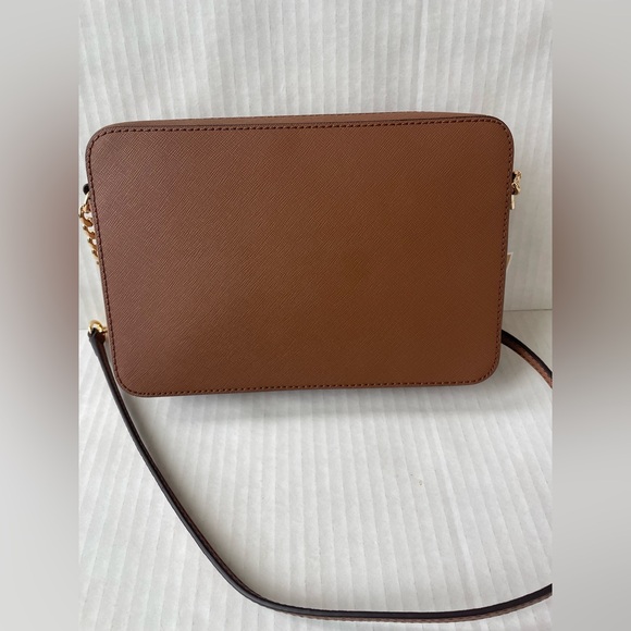 Michael Kors Jet Set Large Brown Leather Crossbody NWT - Picture 2 of 6